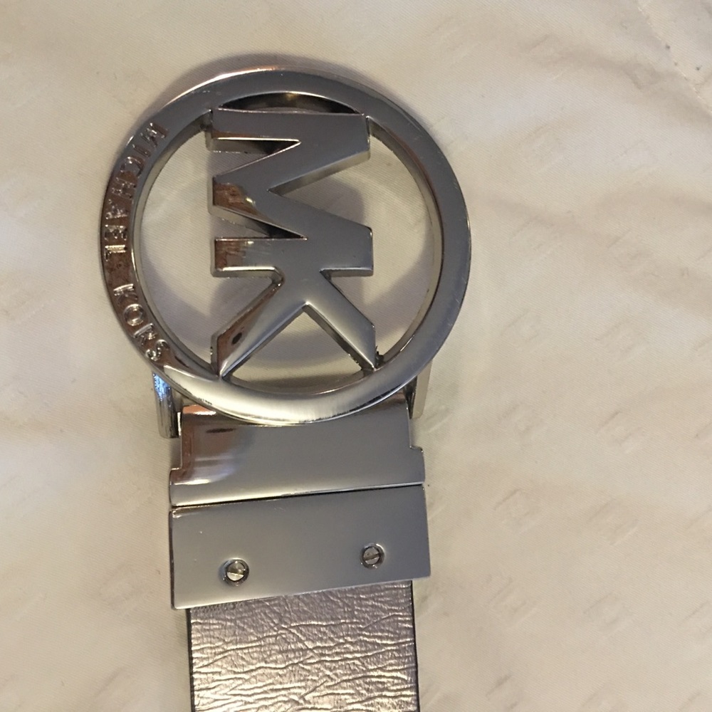 Michael Kors reversible belt